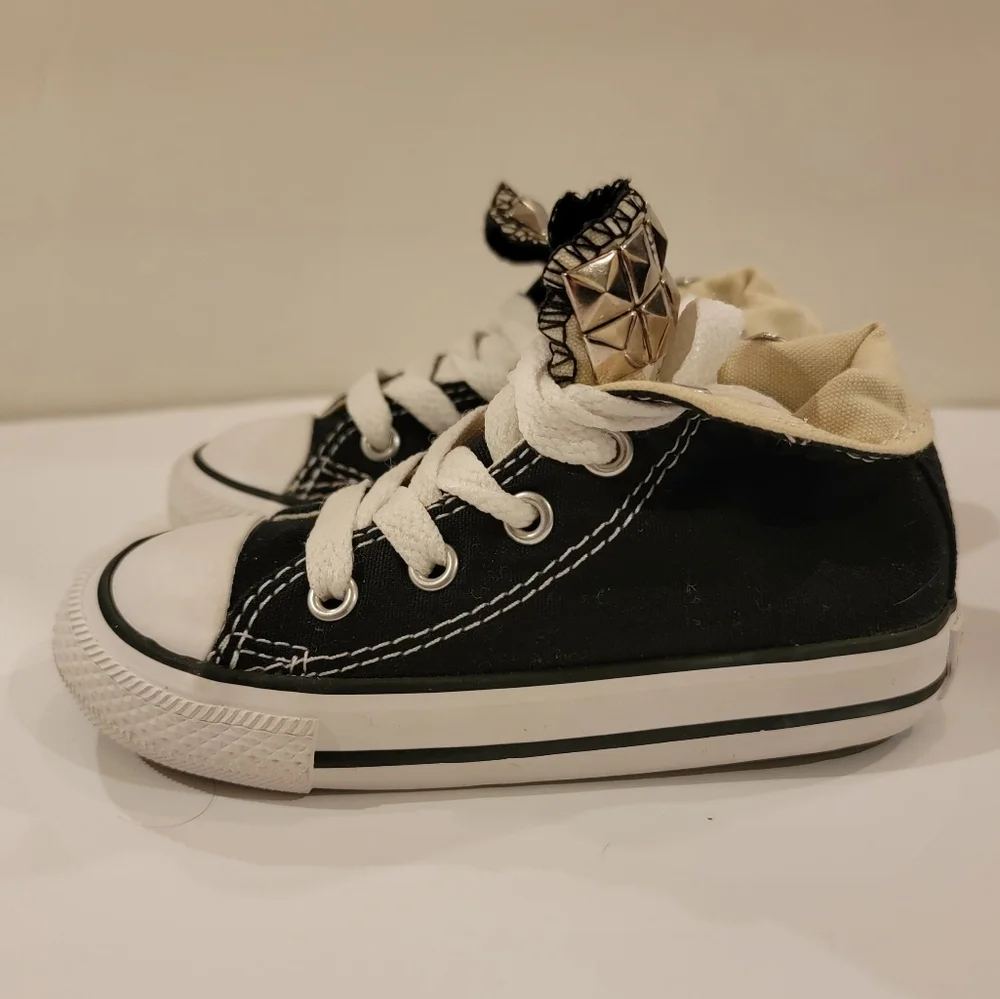 Chuck Taylor All Star TODDLER HIGH TOP SHOE size 7 infant boys girls Studded